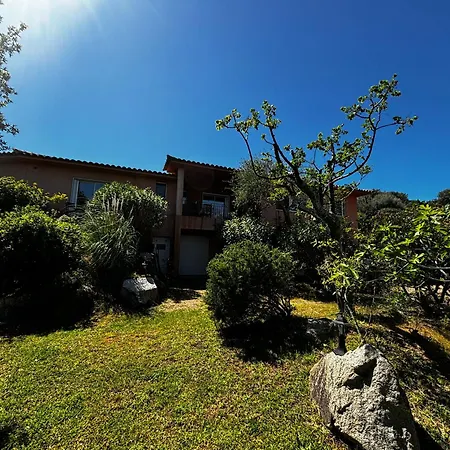 Pioppa For 4 Holiday home *